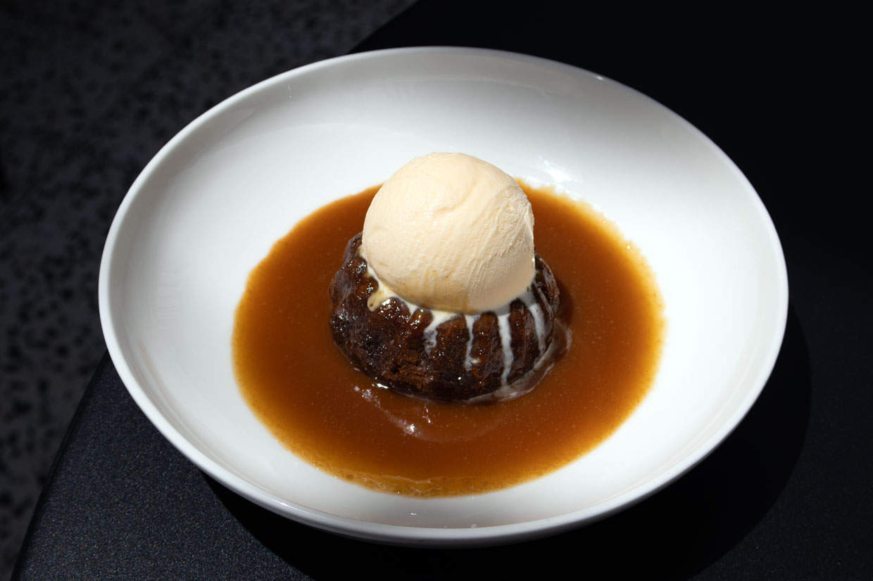 Sticky toffee puddin